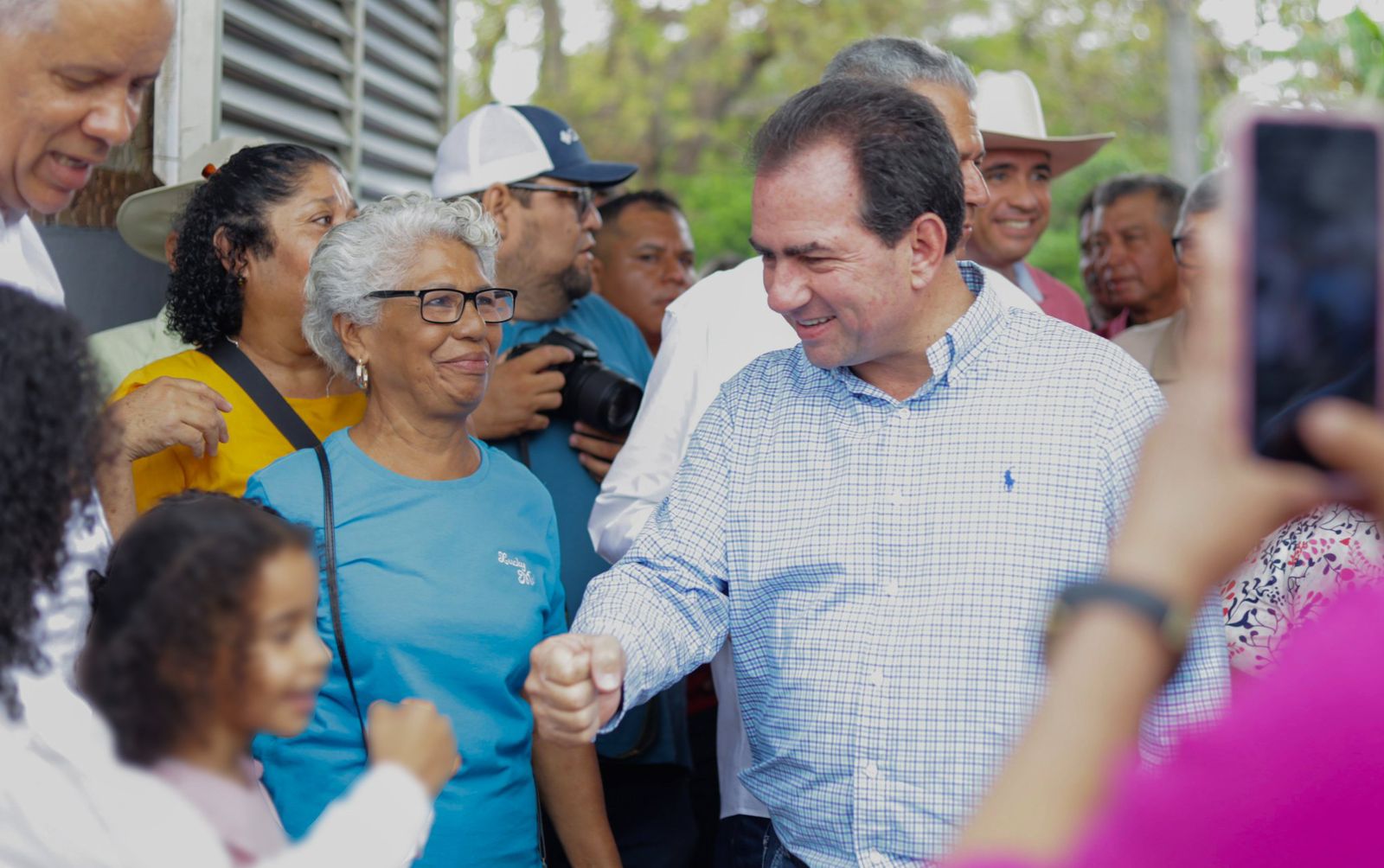 Inicia Pepe Yunes Diálogos de Palabra Profesional Ruta Electoral